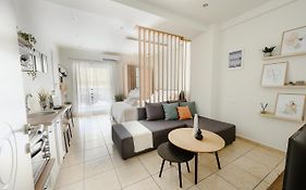 Central Boutique Studios In The Heart Of Volos